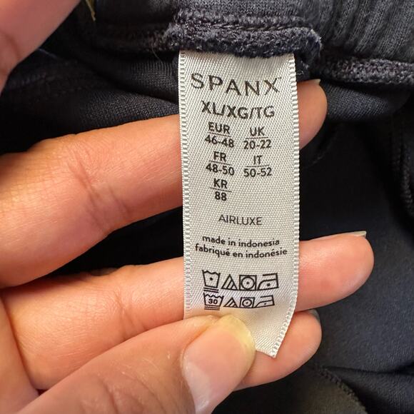 Spanx Airluxe Cropped Wide Leg Pant Navy Blue Size XLarge Pull On Elastic Waist - Picture 8 of 12